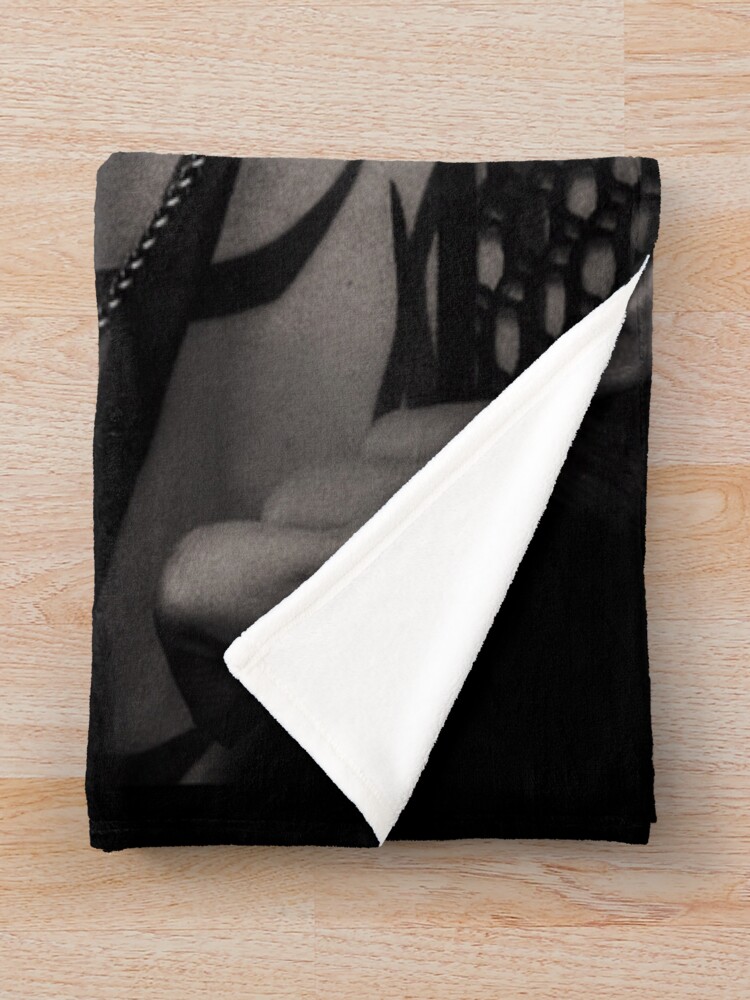 Isabelle Lightwood Throw Blanket - Image 2